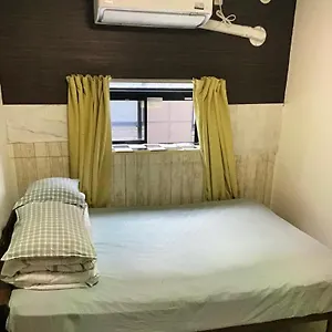 Albergue Lucky, Tóquio
